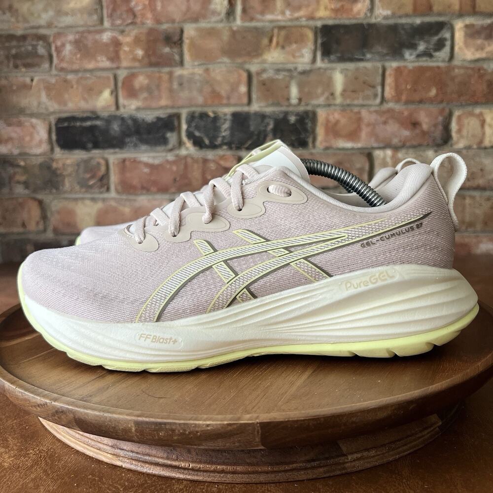 Asics Gel Cumulus 27 Cushioned Womens 8 Beige Yellow Running Shoes Sneakers
